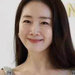 Portrait of Choi Ji-woo