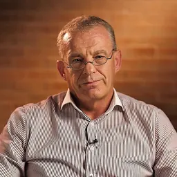 Portrait of Gerrie Nel