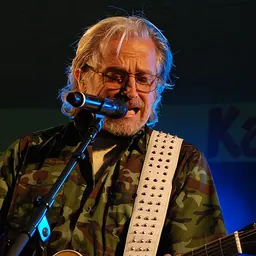 Portrait of Lars H.U.G.