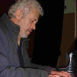 Portrait of Carlos Azevedo