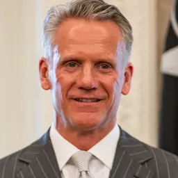Portrait of Steve Phelps