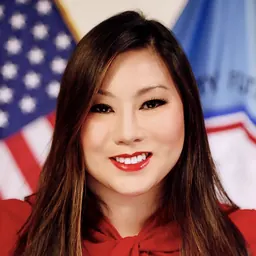 Portrait of Caroline Pham
