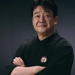 Portrait of Paik Jong-won