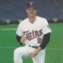Portrait of Tom Brunansky