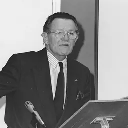 Portrait of Robert Krieps