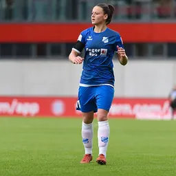 Portrait of Jasmin Sehan