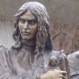 Portrait of Suzana Dias