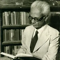 Portrait of Martin Wickramasinghe