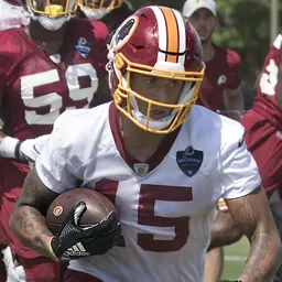 Portrait of Simmie Cobbs Jr.