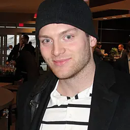 Portrait of Mark Letestu