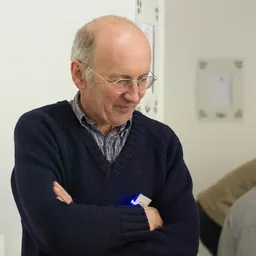 Portrait of Tim Hunkin