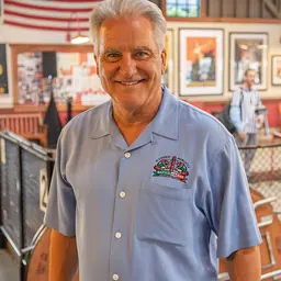 Portrait of Steve Mariucci