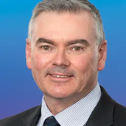 Portrait of Scott Simpson