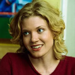 Portrait of Jennifer Lien
