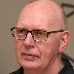 Portrait of Richard Deacon
