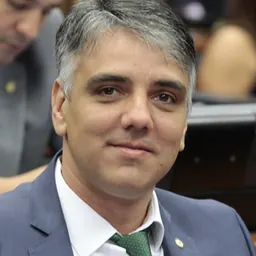 Portrait of Fábio Reis