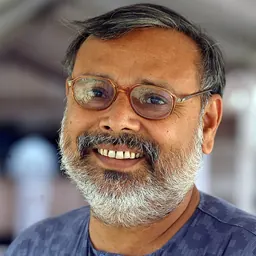Portrait of Hrishikesh Sulabh