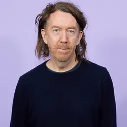 Portrait of Chris Smith