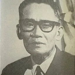 Portrait of Tawi Sli