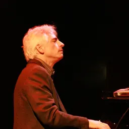 Portrait of David Benoit