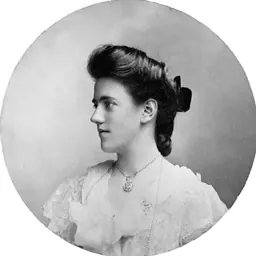 Portrait of Gwendoline Davies