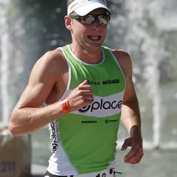 Portrait of Bart Aernouts