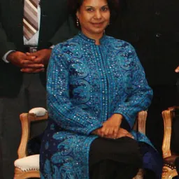 Portrait of Chitra Narayanan