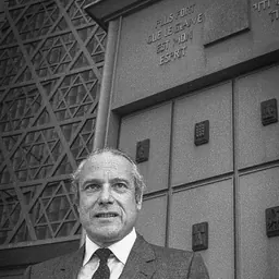 Portrait of Jean Kahn