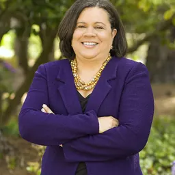 Portrait of Linda Oubré
