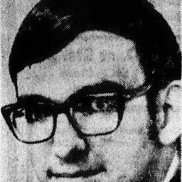 Portrait of Steve Starr
