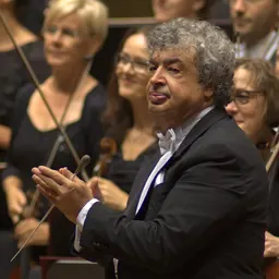 Portrait of Semyon Bychkov