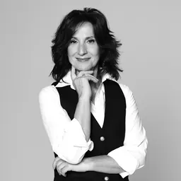 Portrait of Paloma Sánchez-Garnica