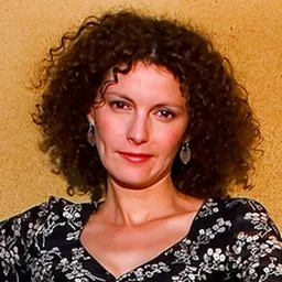 Portrait of Nadia Kaci