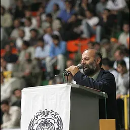 Portrait of Alireza Mahjoub