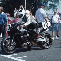 Portrait of Robert Dunlop