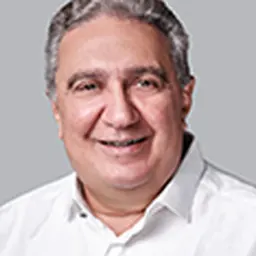 Portrait of Laurez Moreira