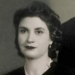 Portrait of Maryam Kalali
