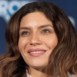 Portrait of Juliana Harkavy