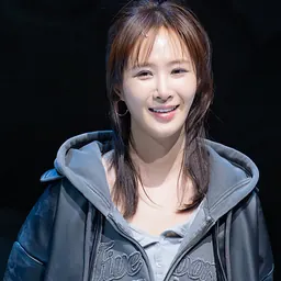 Portrait of Kwon Yu-ri