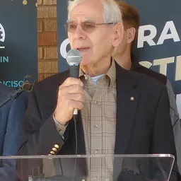 Portrait of Rod Diridon, Sr.