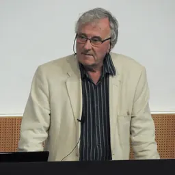 Portrait of Richard Fortey