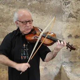 Portrait of Carlos Zingaro