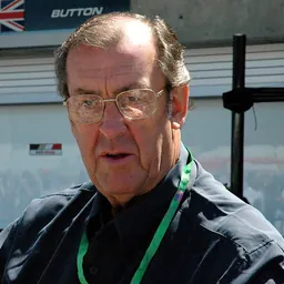 Portrait of David Hobbs
