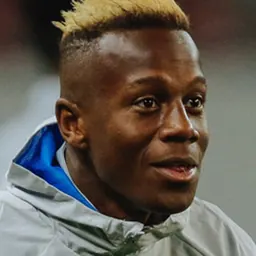 Portrait of Hamza Mendyl