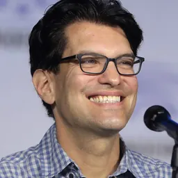 Portrait of Dan Mintz