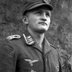 Portrait of Erich Hellmann