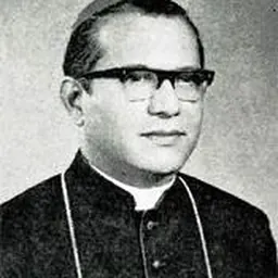 Portrait of Simon Pimenta