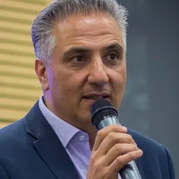 Portrait of Frank Carbone