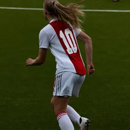 Portrait of Nadine Noordam