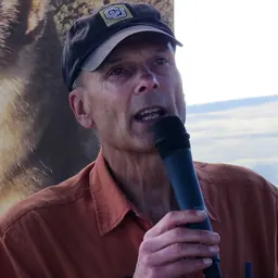 Portrait of Randy Fischer